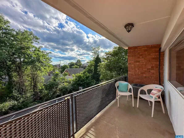 1800 Jefferson Park Ave APT 59, Charlottesville, VA 22903