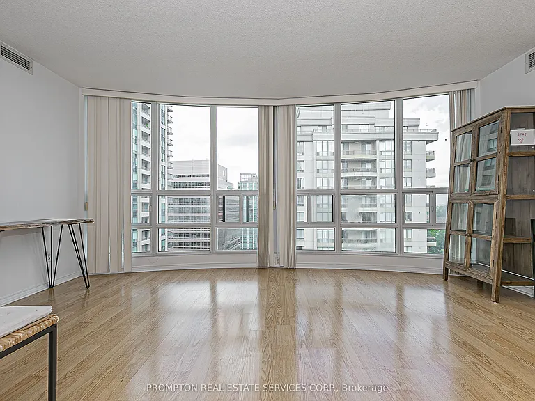 238 Doris Ave #2009 — Photo 6