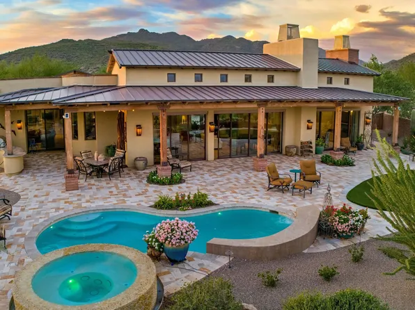 6167 W Seven Saguaros Cir, Marana, AZ 85658