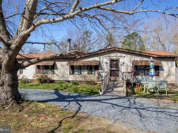 21611 Chancellors Run Rd, Great Mills, MD 20634