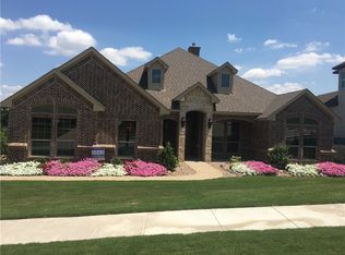 10717 Alta Sierra Dr, Benbrook, TX 76126