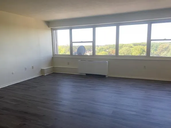1200 Marlton Pike E APT 810, Cherry Hill, NJ 08034