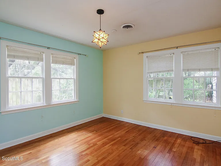 1207 Pine Ave — Photo 39