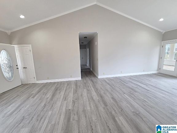 2nd image of 35 Rutledge Dr