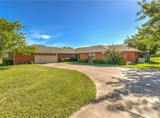 1201 Sharondale Dr, Crowley, TX 76036