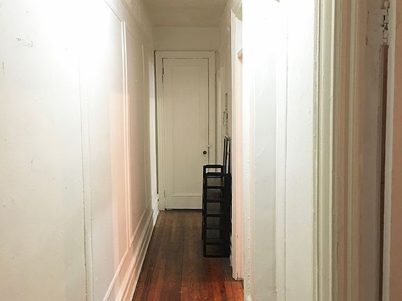 3rd image of 35 W 110th St APT 5D