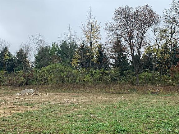 2nd image of 8106 Big Oak Cir
