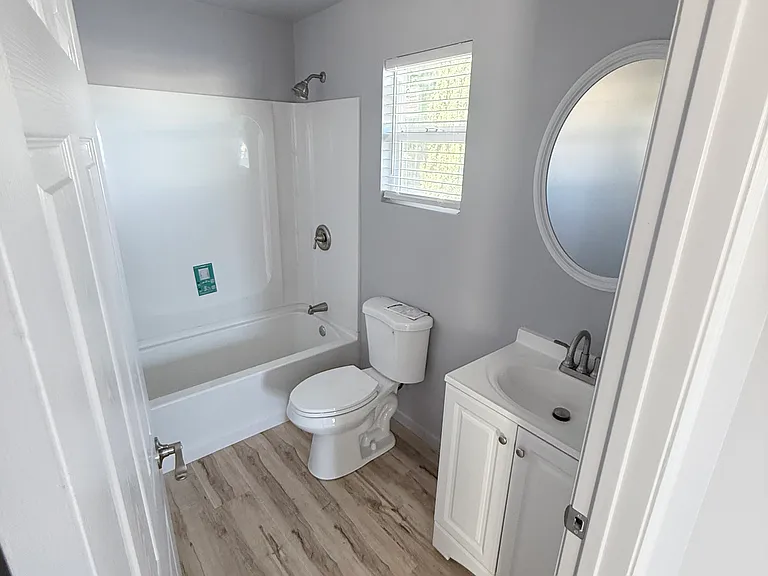 708 Sutter St — Photo 17