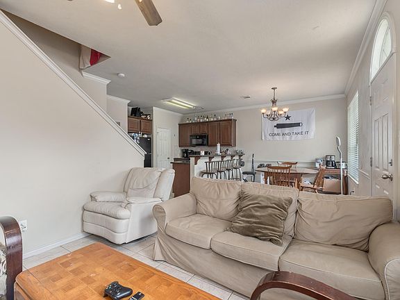 4th image of 203 Forest Dr #203