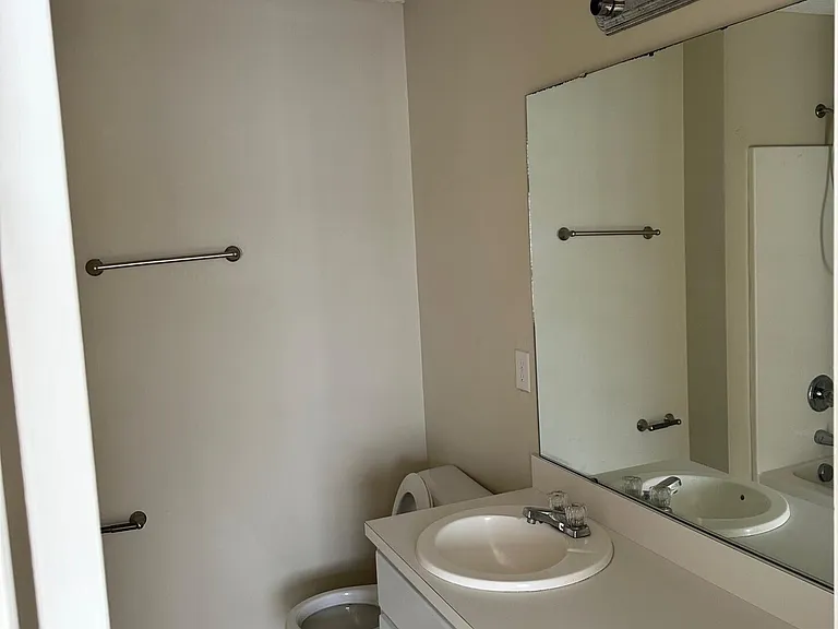 2913 Eastridge Ct #A — Photo 10
