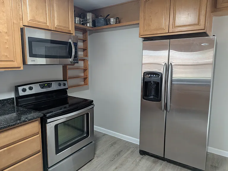 4886 S Logan St #1 — Photo 8
