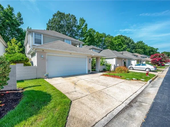 118 Sarazen Ct, Newport News, VA 23602