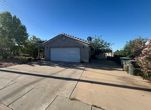 278 E 300 N Photo 1