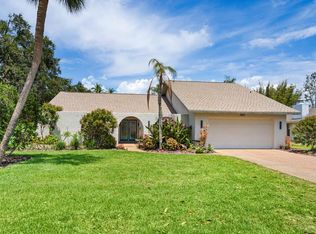 3815 Countryside Ln, Sarasota, FL 34233