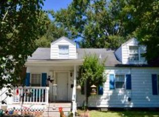 308 Hill Terrace Dr, Nederland, TX 77627