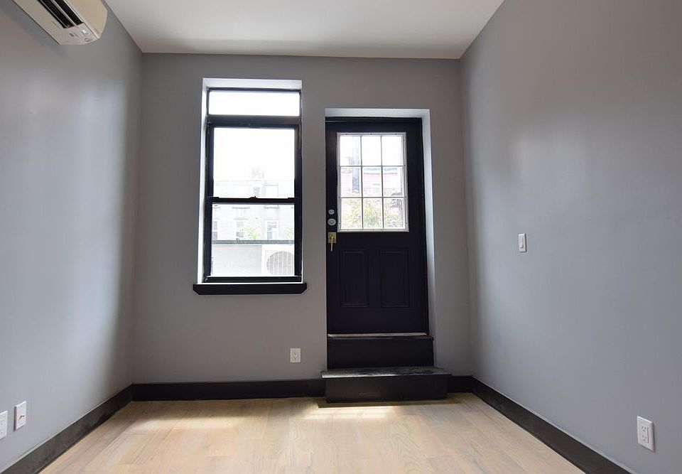 1st image of 150 Meserole St
