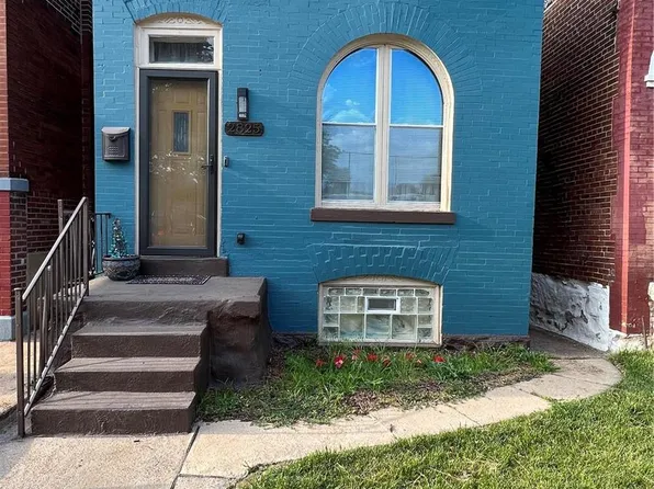 2825 Hickory St, Saint Louis, MO 63104