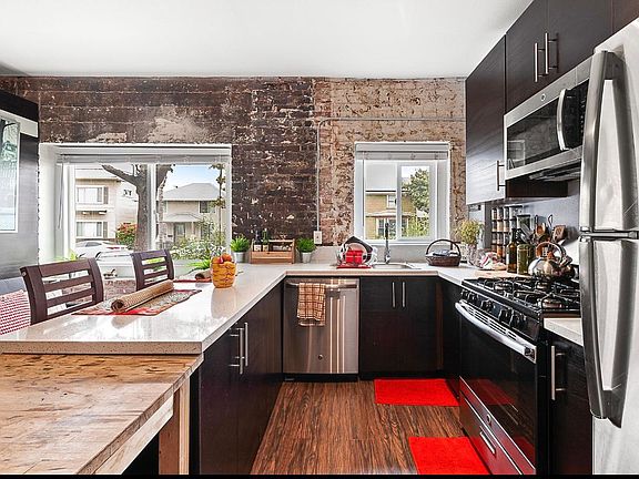 2nd image of 304-601 Linden Ave