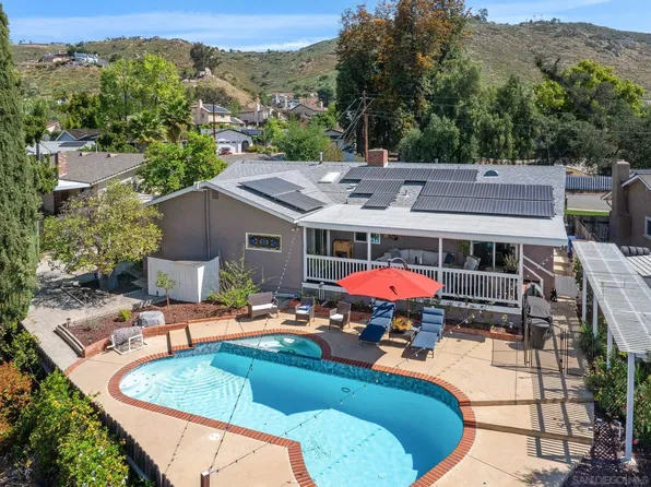 1362 Lindenwood Dr, El Cajon, CA 92021