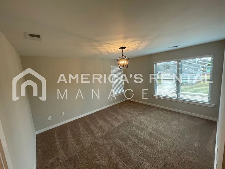 35 Coleman Ln — Photo 17