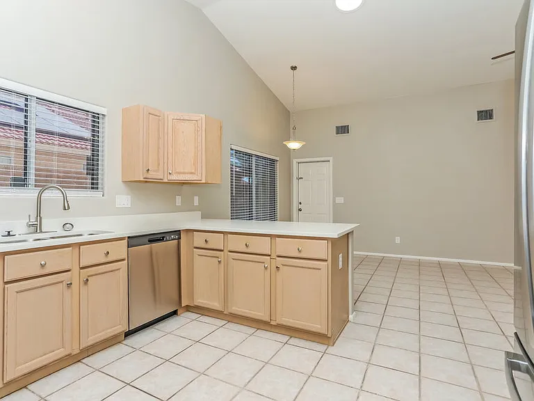 9183 E Elderberry St — Photo 7