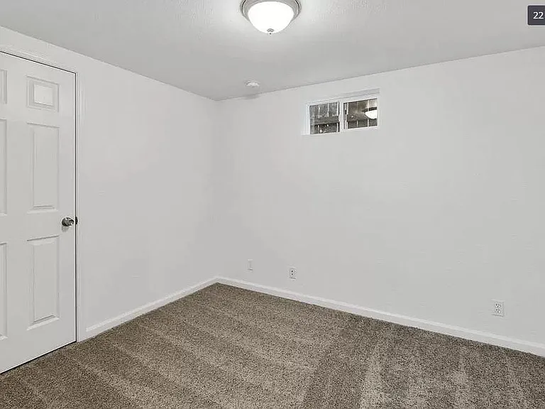 715 Terry Ave — Photo 7