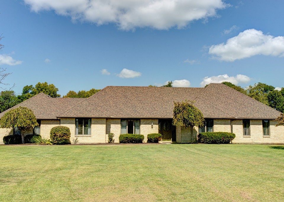 1st image of 4238 Laura Marie Dr