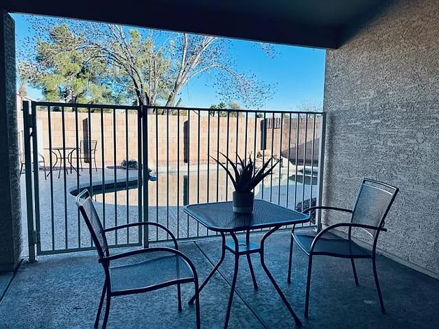 377 N Sicily Pl — Photo 30