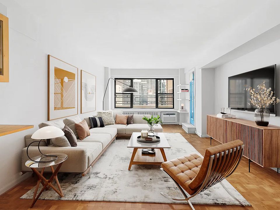 1st image of 210 E 36th St Penthouse D