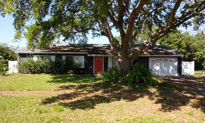 1st image of 5708 Kenwood Dr
