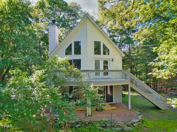 190 Westfall Dr, Dingmans Ferry, PA 18328