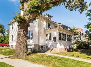 247 W Locust St, Dekalb, IL 60115