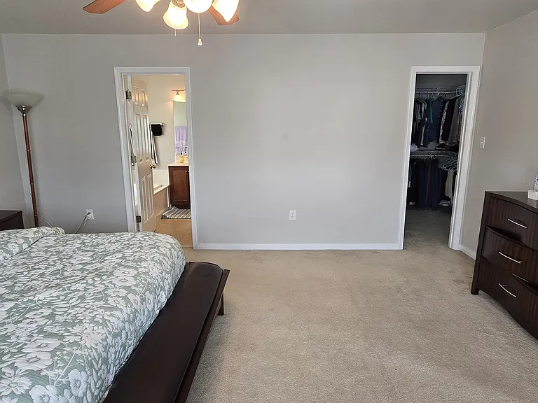 4804 Coachmans Landing Ct — Photo 45