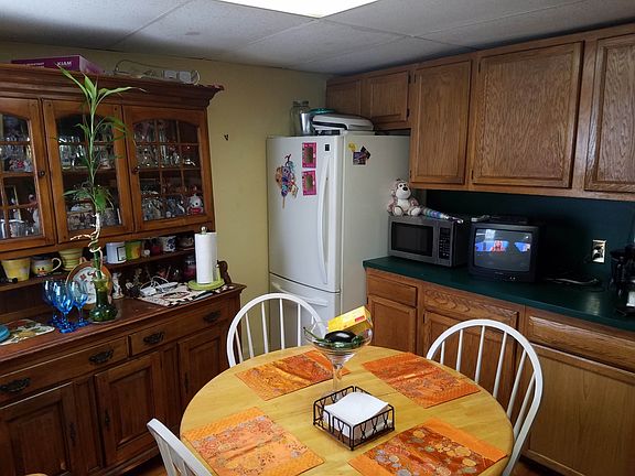 5th image of 15076 Foch Blvd