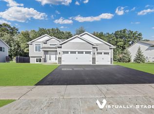 1283 24th St SE, Saint Cloud, MN 56304