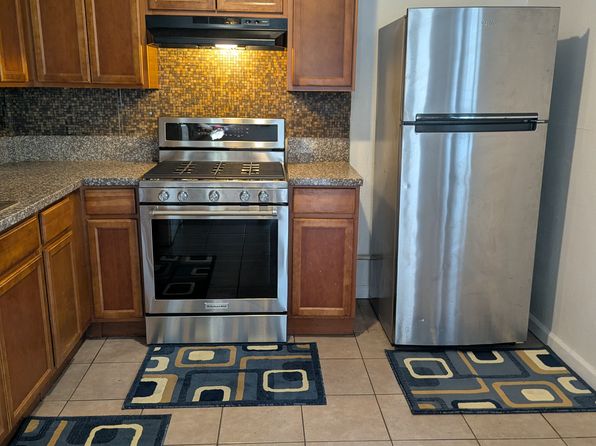 129 E Caldwell St #A, Compton, CA 90220 – 2-bedroom rental in Compton