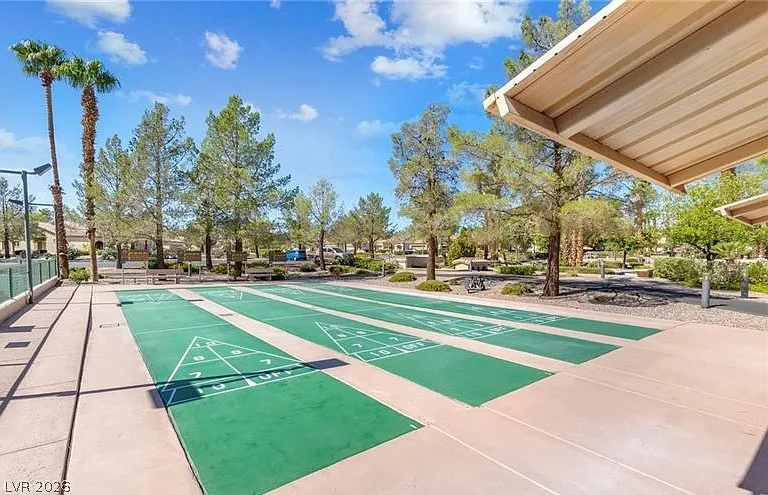8701 Prairie Hill Dr — Photo 41