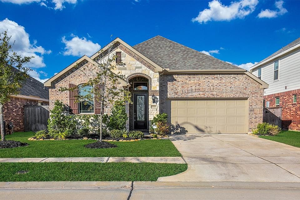 1st image of 20246 Fossil Valley Ln