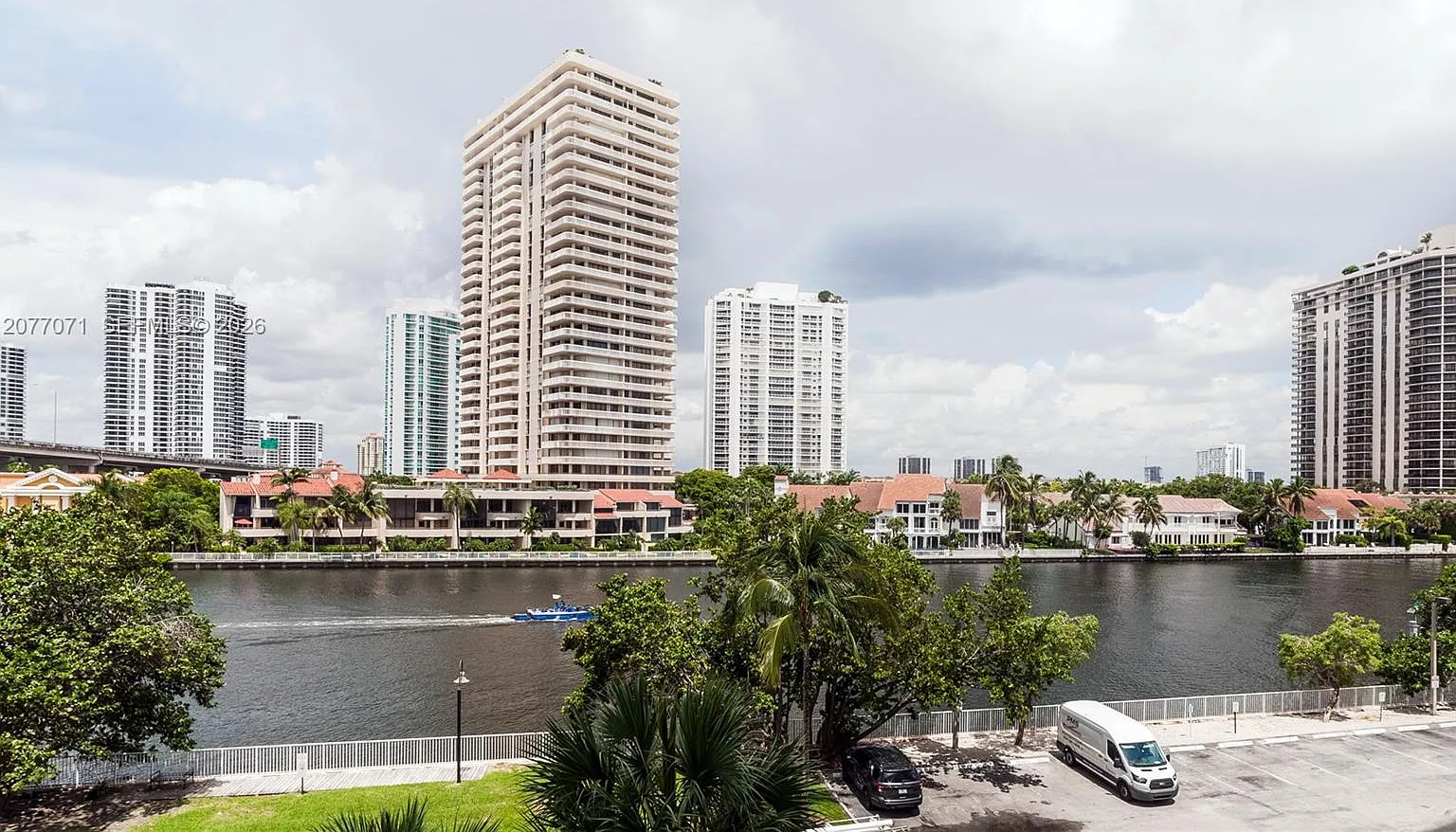 Oceanview Building A Cond — Photo 4