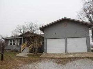 589 Woodlands Cir, Crossville, TN 38571