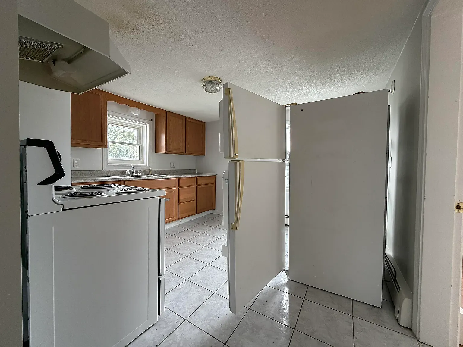 2 bed, 696 sqft, $860 — Photo 4