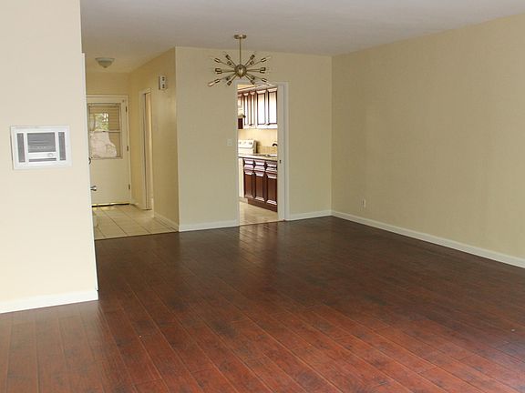 4th image of 1139 16th St