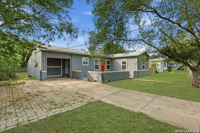 2 bed, 1.0 bath, 1127 sqft, $1,500 — Photo 3