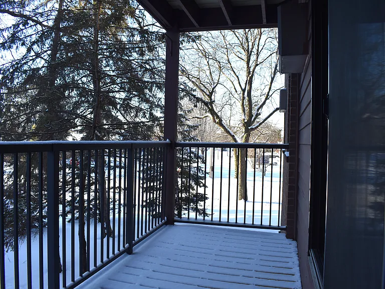 Woodstone — Photo 14