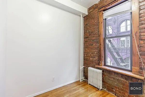 Rented by Bond New York | media 9