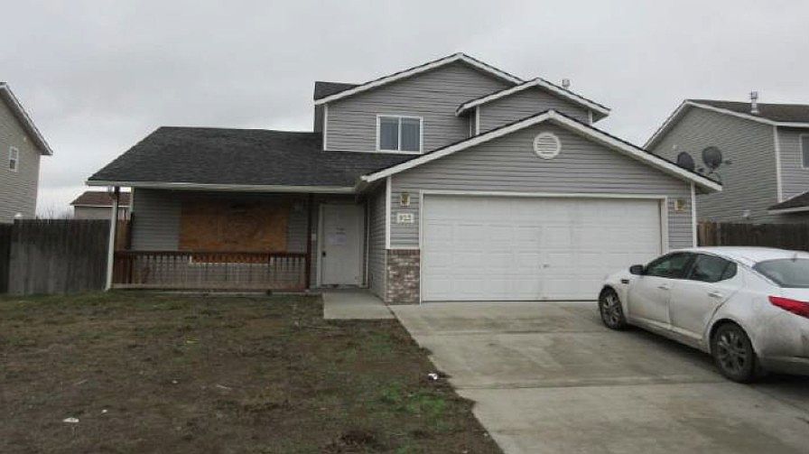 1st image of 923 N Owen Ave