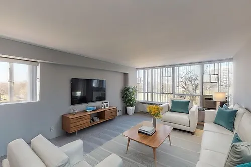 Floor plan lm82b1ab