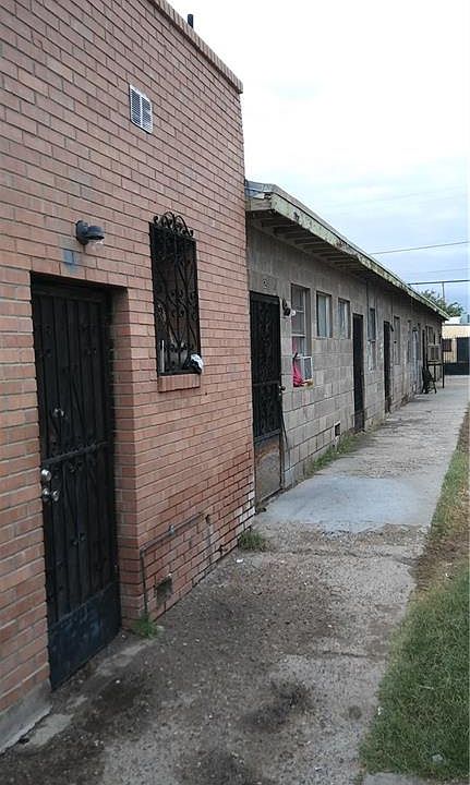 2nd image of 912 S Virginia St APT 1