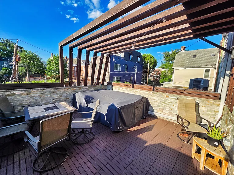 907 Webster St NW #3 — Photo 17