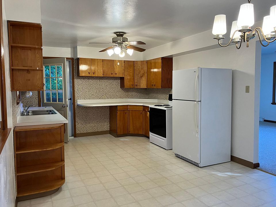 Kitchen/dining area